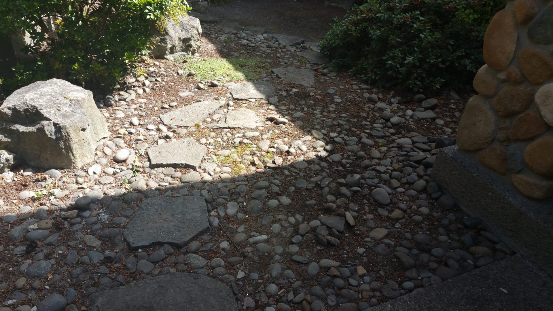 https://volzhskij.blago-s.ru/storage/app/uploads/public/646/324/edb/646324edb7872850829304.jpg